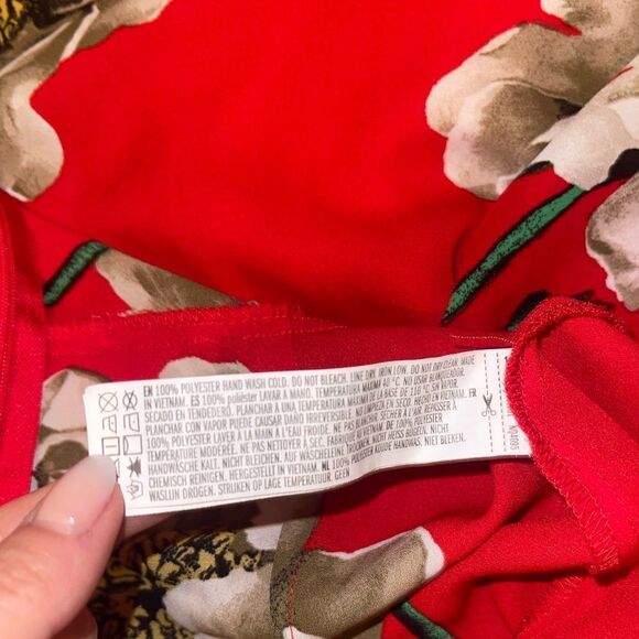 Forever 21 Magnolia Print Red Strappy Wide Leg Jumpsuit Size Medium - Picture 14 of 14